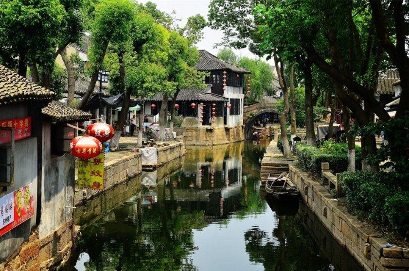 解密历史上洗衣院是干什么的? 我洗衣服那娴熟的手法都能去洗衣院了,发现更多问题答案!